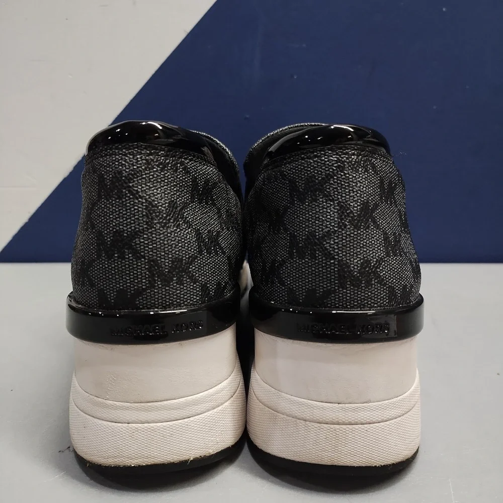 Michael Kors Felix Sneakers Womens US 9.5M Multi Monogram Comfort Slip On HJ21F